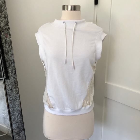 Fabletics mesh back hoodie - Picture 2 of 2